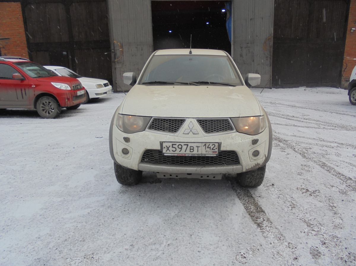 MITSUBISHI L 200, X597BT142(2013), г. Новокузнецк