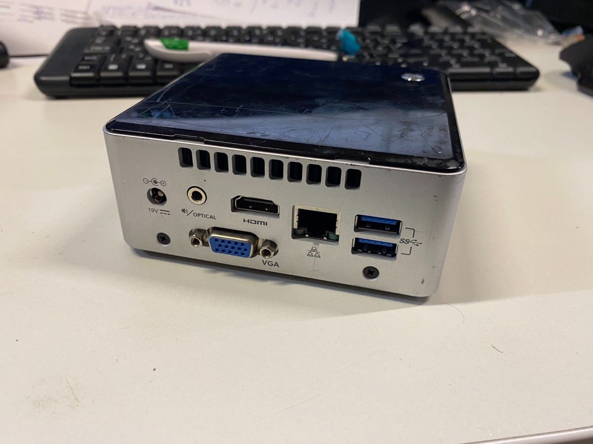 Системные блоки Intel NUC/BRIX в различной модификации