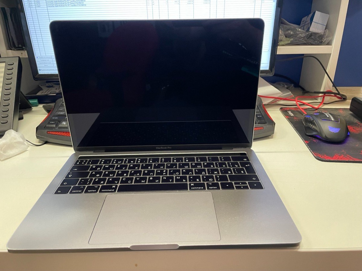 Ультрабук Apple MacBook Pro 13