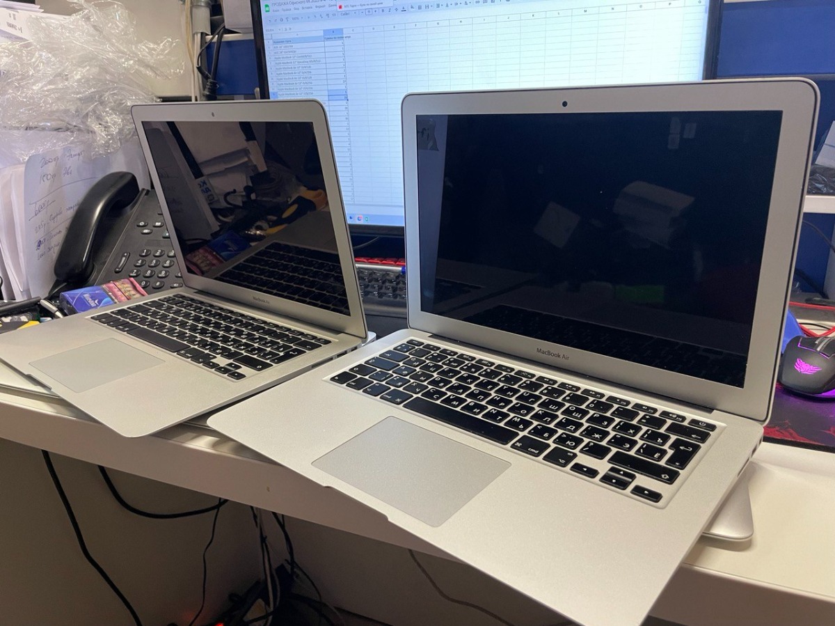 Ультрабук Apple MacBook Air 13