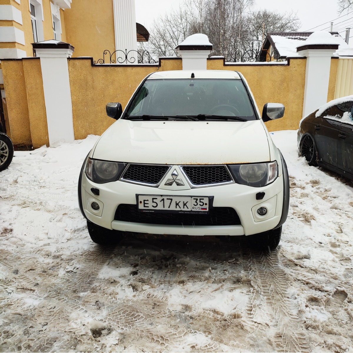 Mitsubishi L-200 Е517КК35 (2013г) г. Вологда