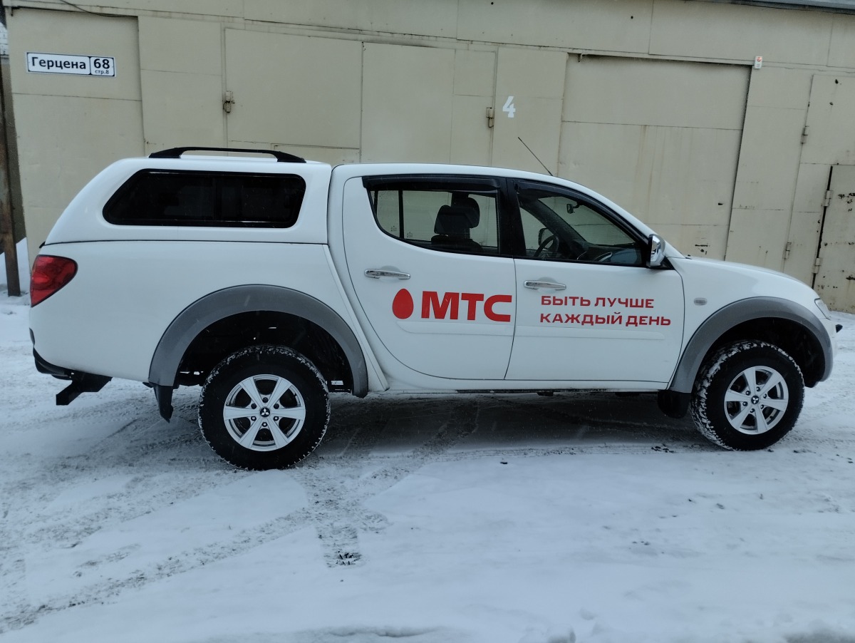 Автомобиль MITSUBISHI L200, е526ут70 (2013) Томск