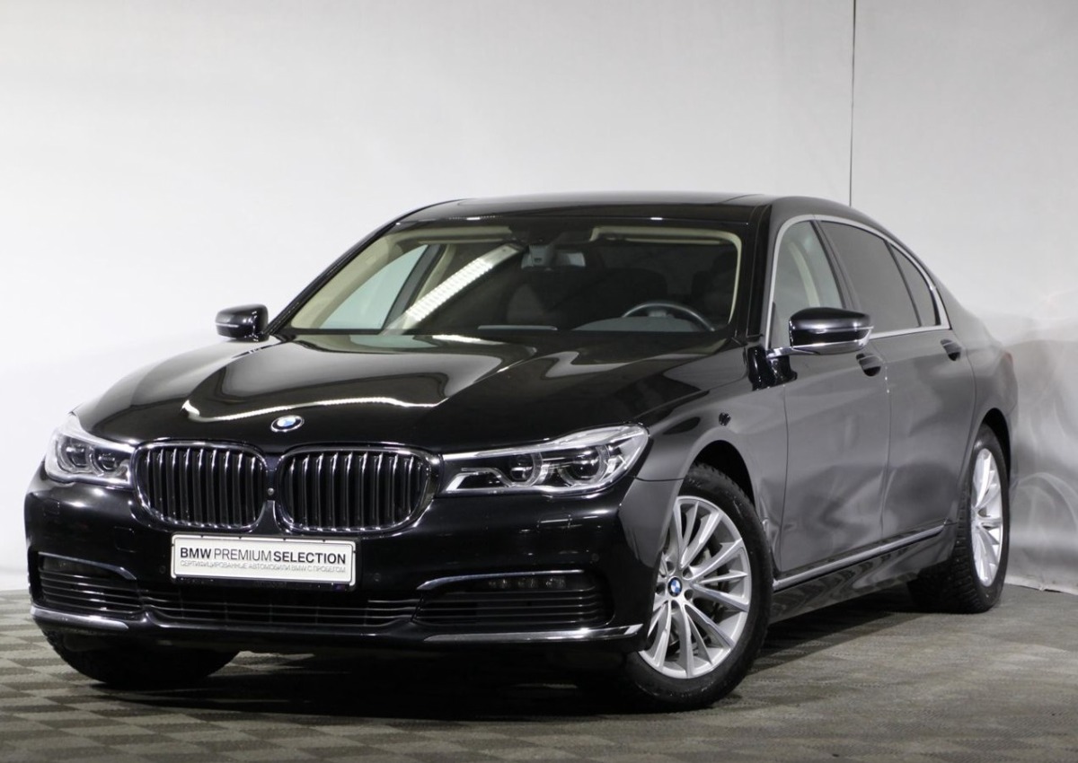 BMW 7 серия (2018)